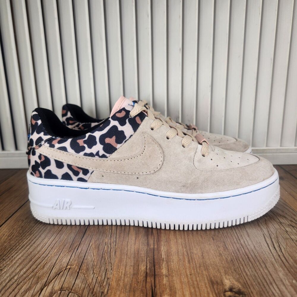 Nike Women's Sneakers Beige and Leopard Print